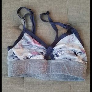 Lot of 2 Lululemon bras size 4